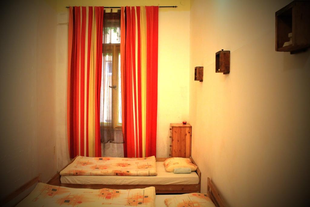 Downtown Hostel Budapest Eksteriør billede
