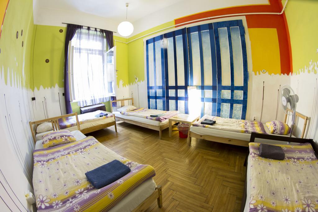 Downtown Hostel Budapest Eksteriør billede