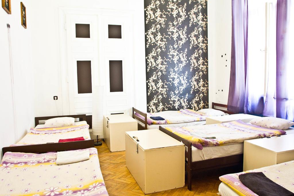 Downtown Hostel Budapest Eksteriør billede